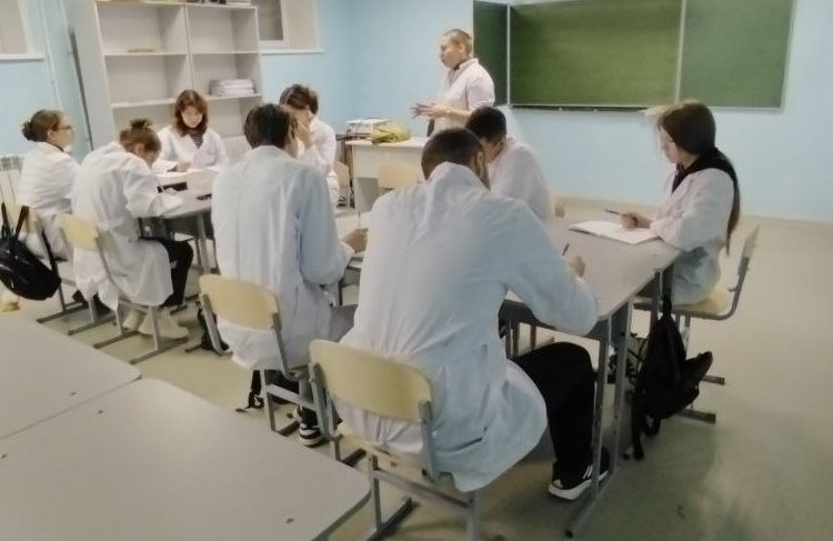 МЕДИЦИНСКИЕ КЛАССЫ: ТЕМАТИЧЕСКИЙ УРОК.